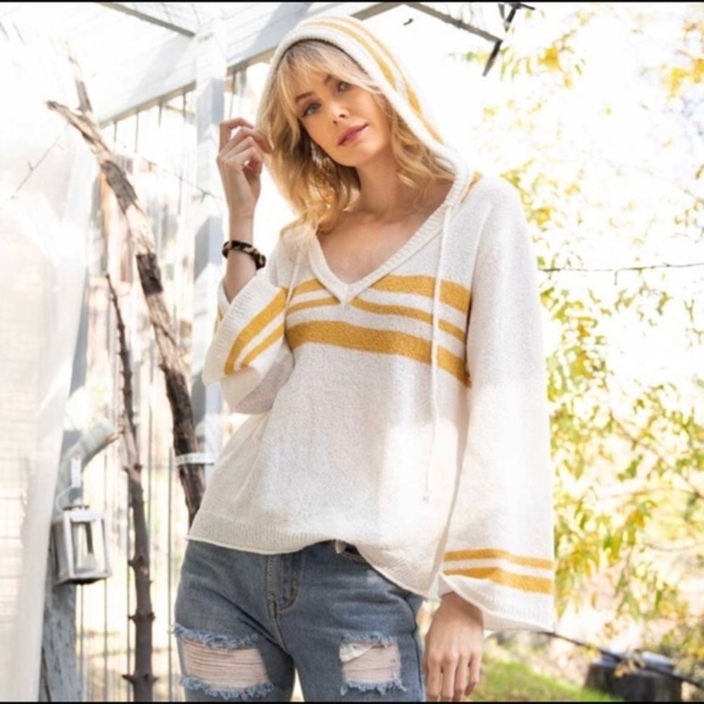 Sail Away Lightweight Hoodie Sweater
